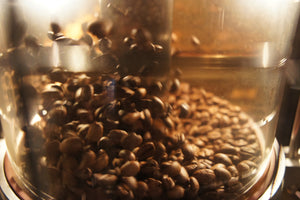   世界のコーヒー豆をお好みに合わせて焙煎。<br>コーヒーを楽しむ豊かな時間。 